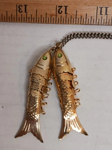 Vintage Costume Jewelry SET Clip Earrings/Pendant- Dangling Reticulated Fish