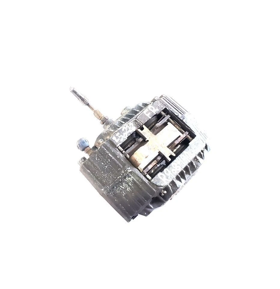 Pinza de freno delantera derecha Nissan 240SX 1997 1998 OEM Foto 3 de 4