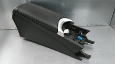 ARMLEHNE C MITTE Mercedes-Benz C (W205) 2017 A2056801205 / A2056808804