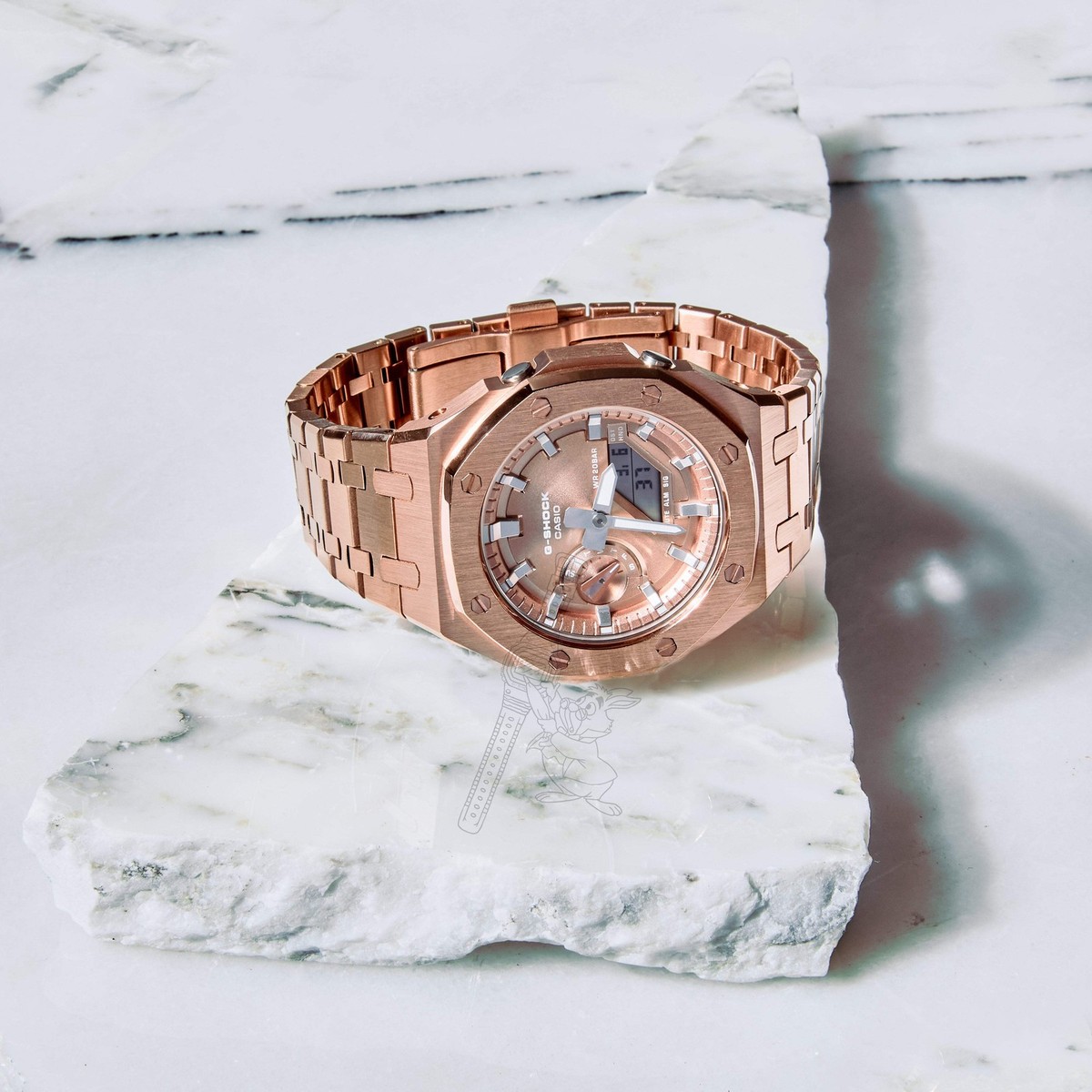 値下げしました！G-SHOCK GA-2100 ローズゴールド Casio GA-2100 G-Shock Watch – Rose Gold Metal w/ Bracelet Mod
