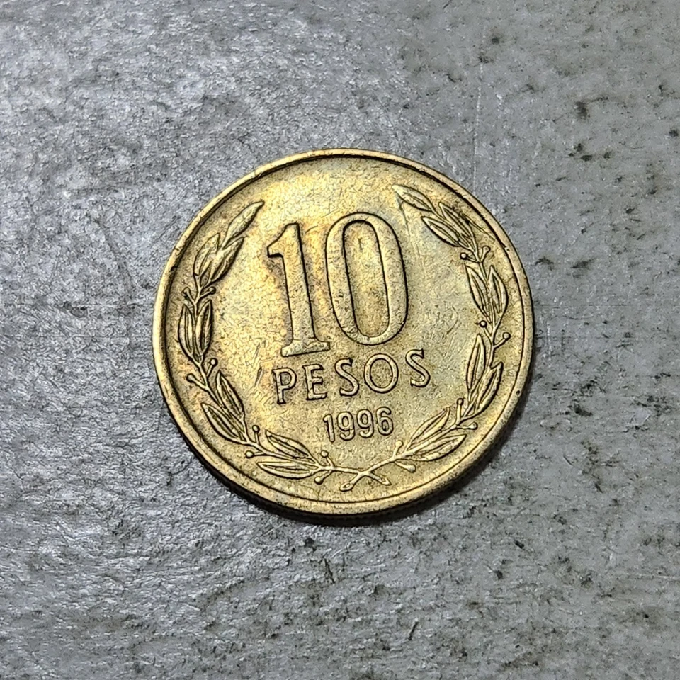 CHILE 🇨🇱 TEN (10) PESOS COIN 1996 - Image 2 of 2