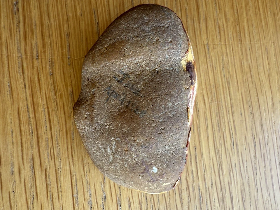 Lindo guijarro gato sentado pintado a mano 8 cm x 4,5 cm Foto 3 de 4