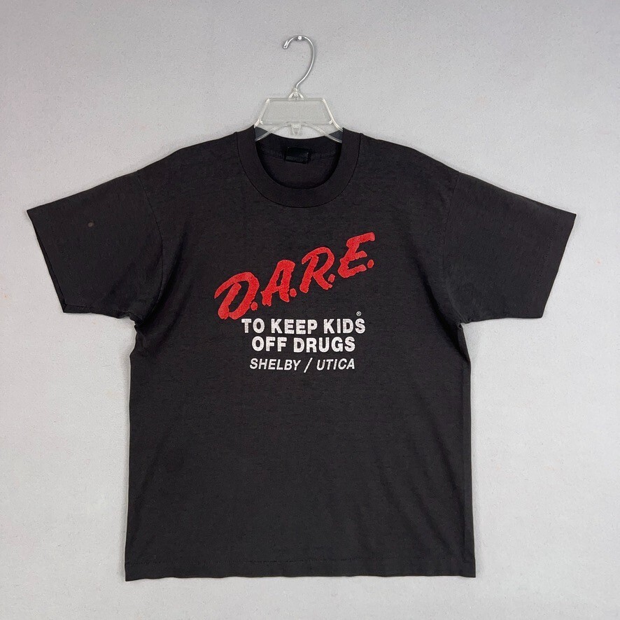 Vintage DARE Shirt Mens Large Black Kids Off Drugs Graphic Tee Single Stitch Y2K