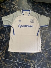 2019-20 Everton Umbro white jersey size X-Large