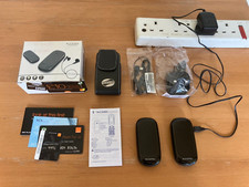 2x Alcatel One Touch OT-222 schwarz auf orange Flip Handys mit UKW Radio