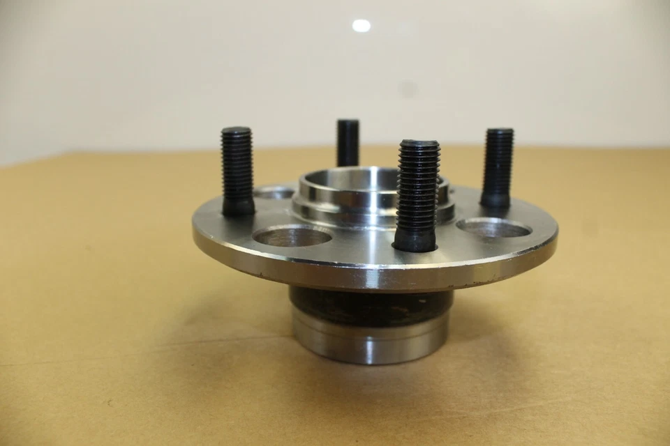 Cojinete/buje de rueda de tambor trasero para Honda Civic 1985-2000 sin ABS Foto 3 de 4