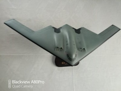 B2 Stealth  1:100 US Air Force Wood Model By Toys & Models Corporation Gut