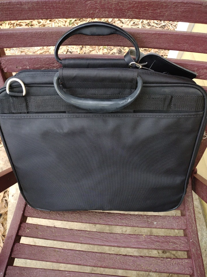 Estuche de transporte de carga superior con correa para el hombro HP Executive para portátil portátil Notebook Bag de 17" Foto 2 de 4