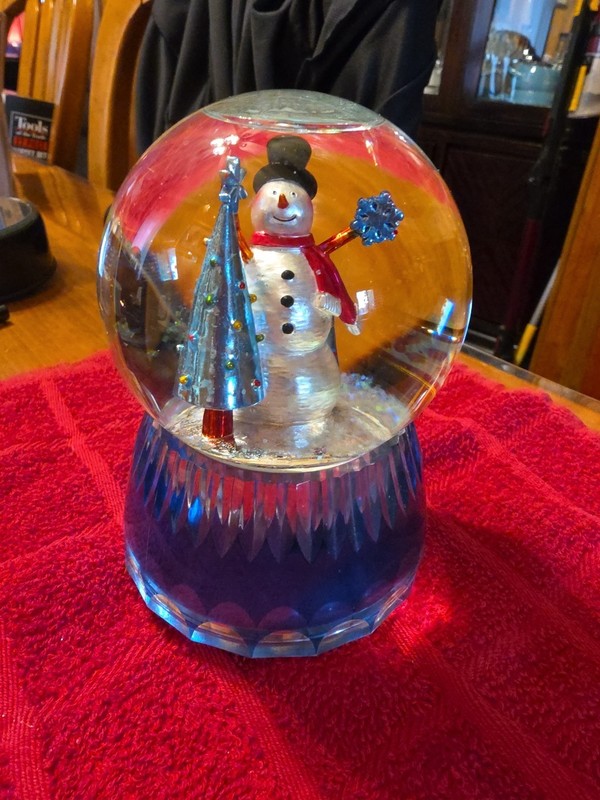 Christmas snowman Snow globe