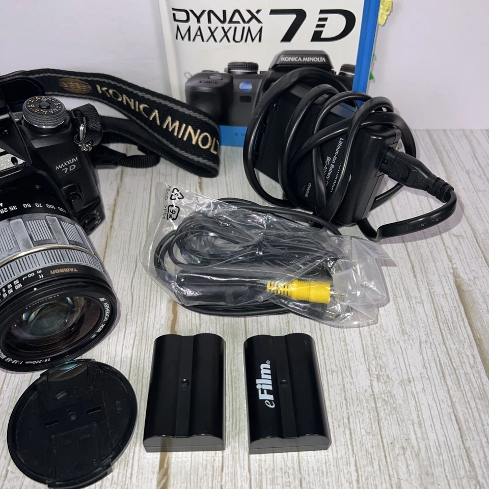 Konica Minolta Maxxum 7D Camera Bundle W/ Zoom Lens, Batteries, Charger - READ - Image 2 of 4
