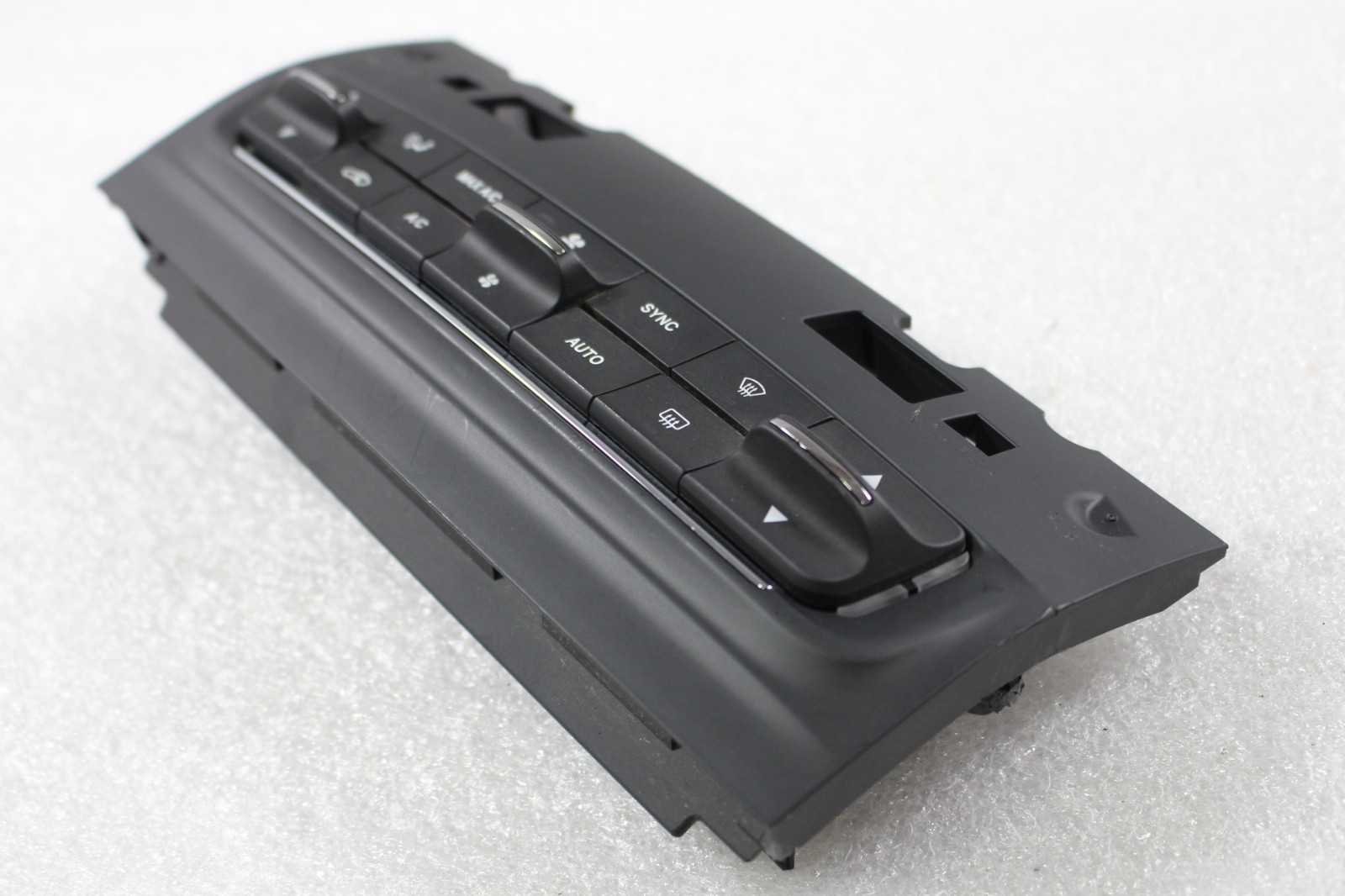 Maserati Ghibli, Levante, Temperature Control Unit, Used, P/N 670074920