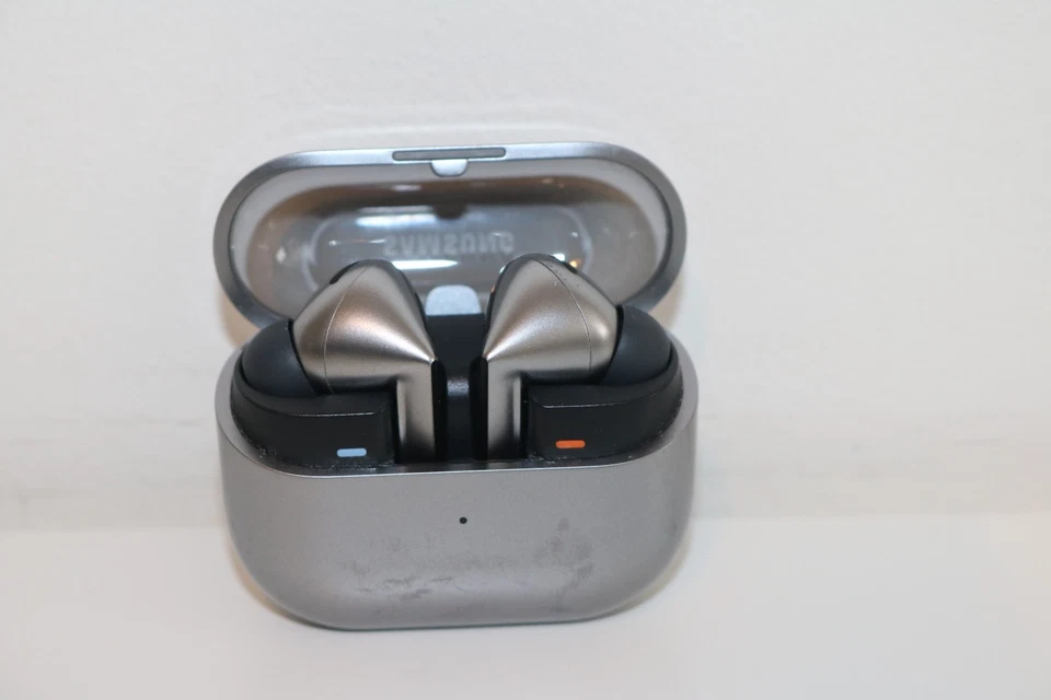 Samsung Galaxy Buds3 Pro, photo 1 of 5