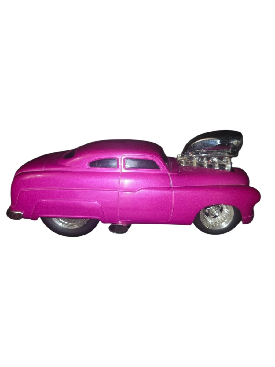 Muscle Machines Mercury 1:18 Scale Diecast Cars, Trucks & Vans for
