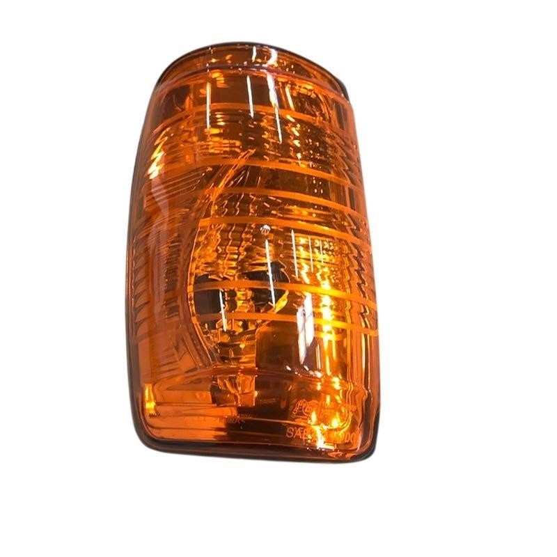 Clignotant avant gauche pour FORD Transit reference OEM 2208678 en orange standard
