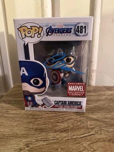 Funko Pop! Captain America #481 The Avengers Excusive Signed by Chris Evans
