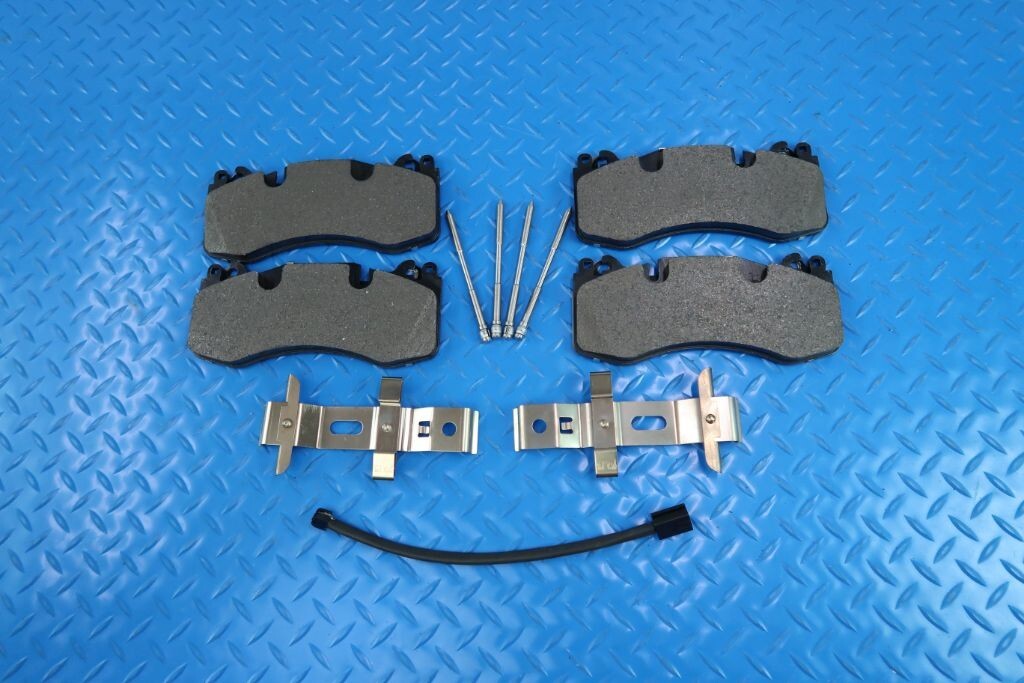 Maserati Ghibli Trofeo 3.8 front rear brake pads & dimpled rotors TopEuro #12028