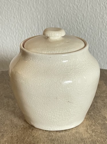 Pisgah Forest White & Pink Covered Jar 4"H x 3.75"W 1936 North Carolina Pottery - Picture 3 of 5