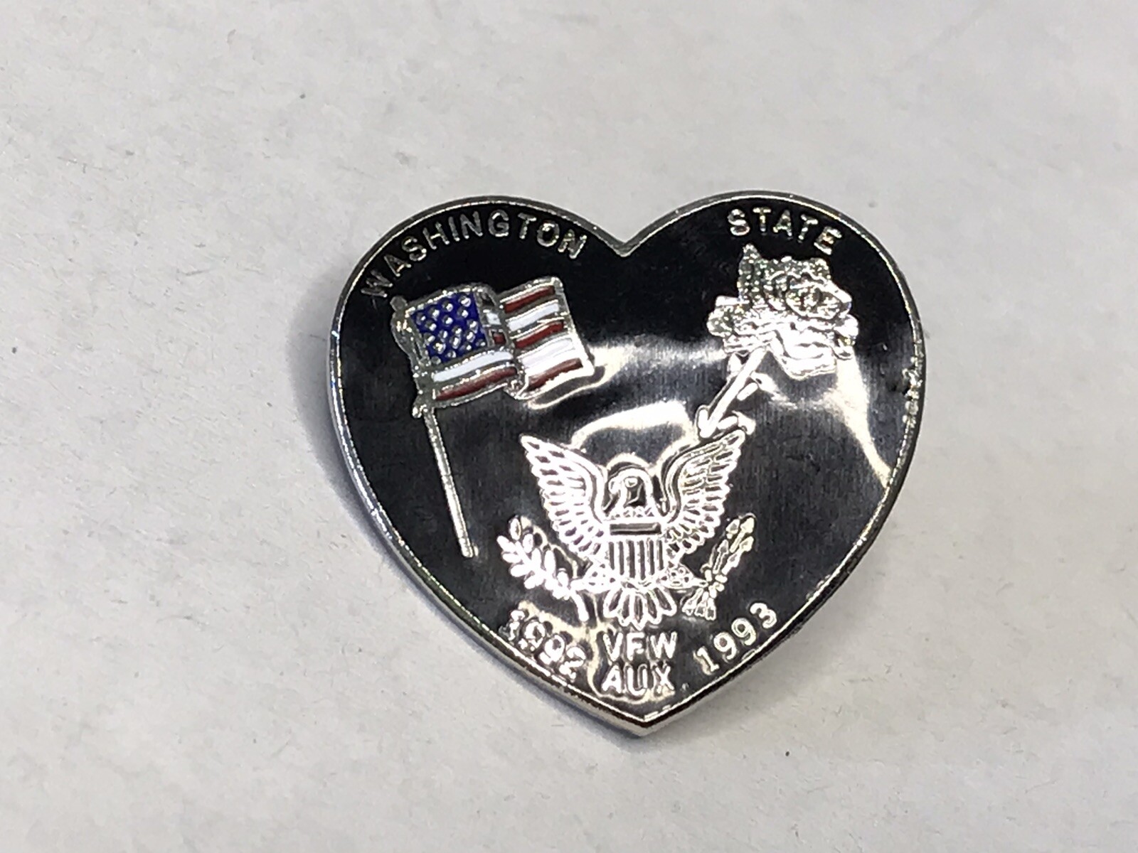 Vintage Collectible Washington State VFW 92-93 Heart Aux Metal Pinback