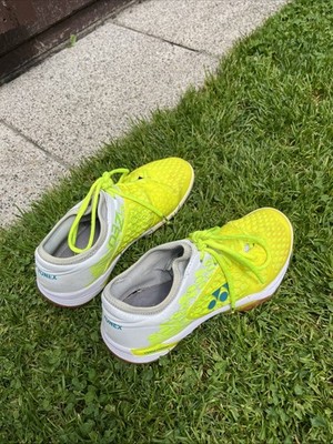 Yonex Badmintonschuhe / Hallenschuhe Gr. 39