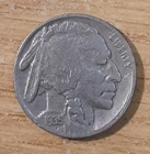 1935 BUFFALO NICKEL FIVE CENTS PHILADELPHIA AMERICA USA BISON INDIAN (MM1)