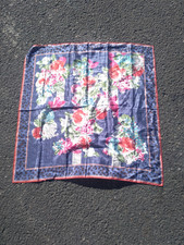 The Vera Studio Scarf Floral Print
