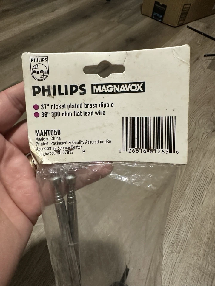 "Antena de TV dipolo niquelada Philips 37""" Foto 4 de 4