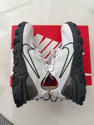 Nike kids react vision GS (HV6362001) Size US 3.5Y Brand New
