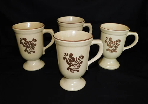 4 Pfaltzgraff Village Footed Pedestal 10 Ounce Coffee Mugs Set Vintage