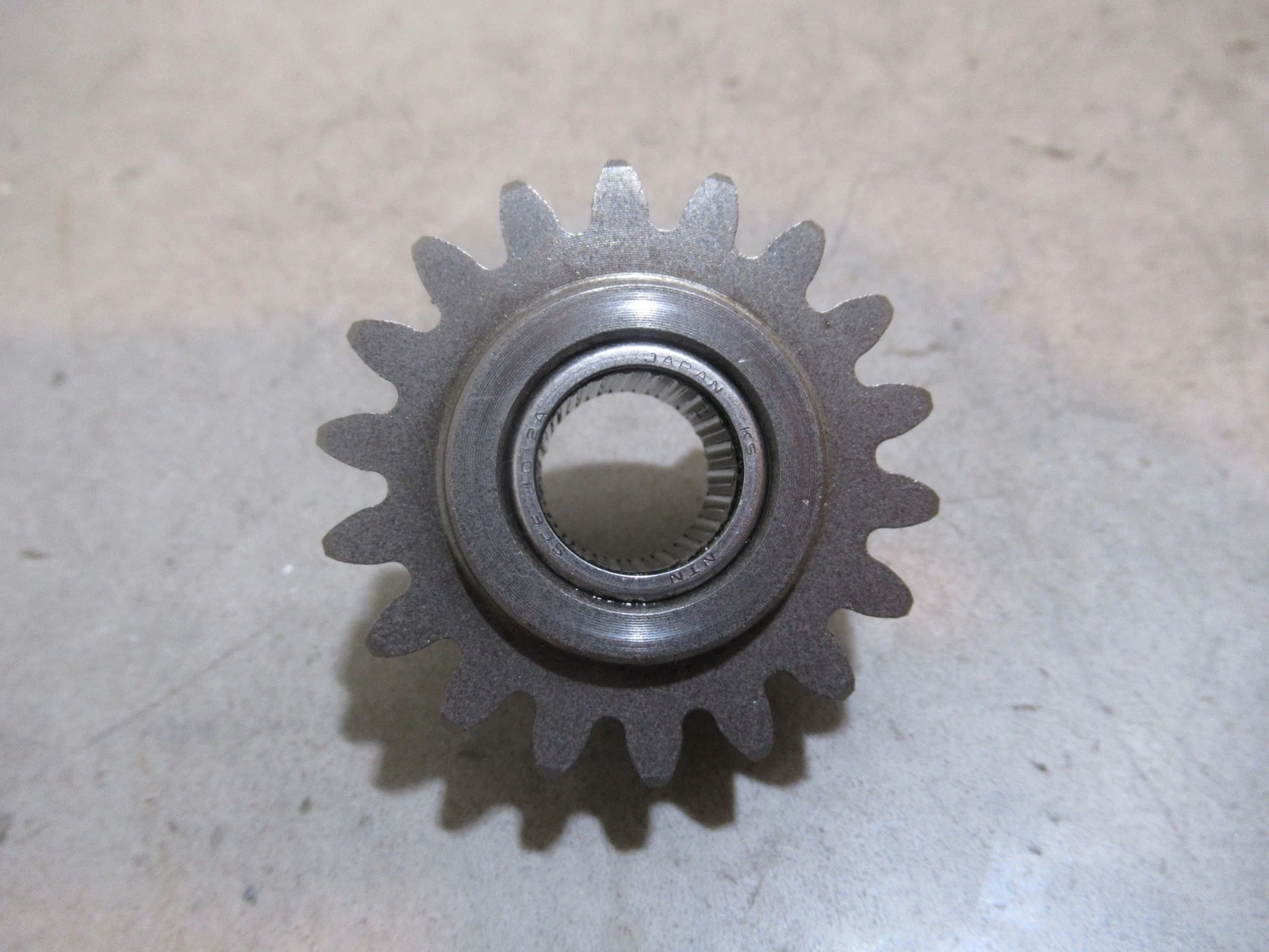 Yamaha Nytro MTX 1000 Reverse Idler Sprocket 18T 2008 #6