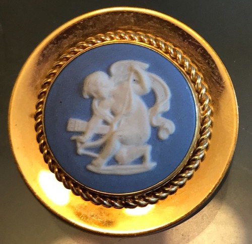 ❤ JASPERWARE WEDGWOOD ~VAN DELL 12K GF ~ CIONDOLO O SPILLA ~ CAMEO CERUB 1978 NUOVO DI ZECCA❤ - Foto 10 di 10