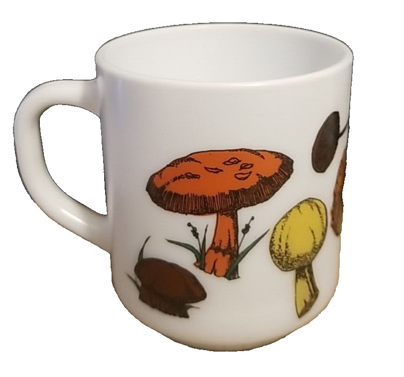 Vintage Milk Glass Mushroom Coffee Mug Nature R. Carman Arcopal France MCM