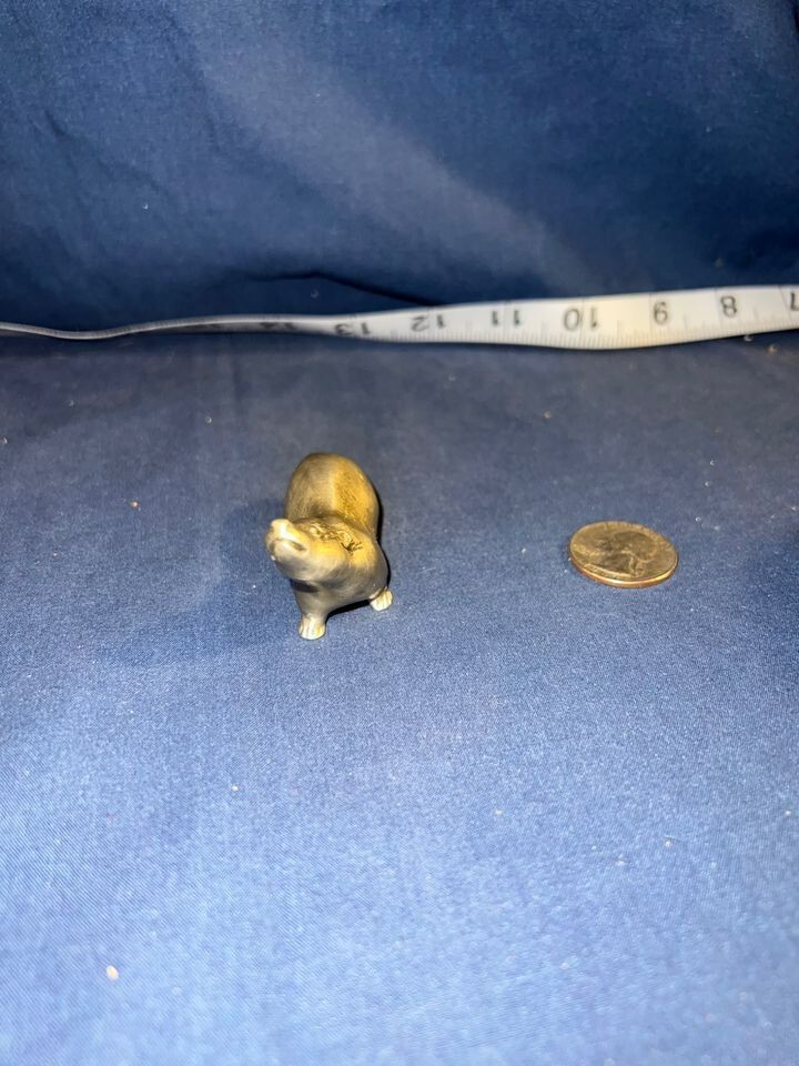 Picture 2 of 8