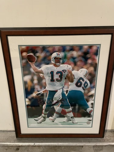 NFL Miami Dolphins Dan Marino, Autographed (Hologram) 16" x 20" Framed Photo