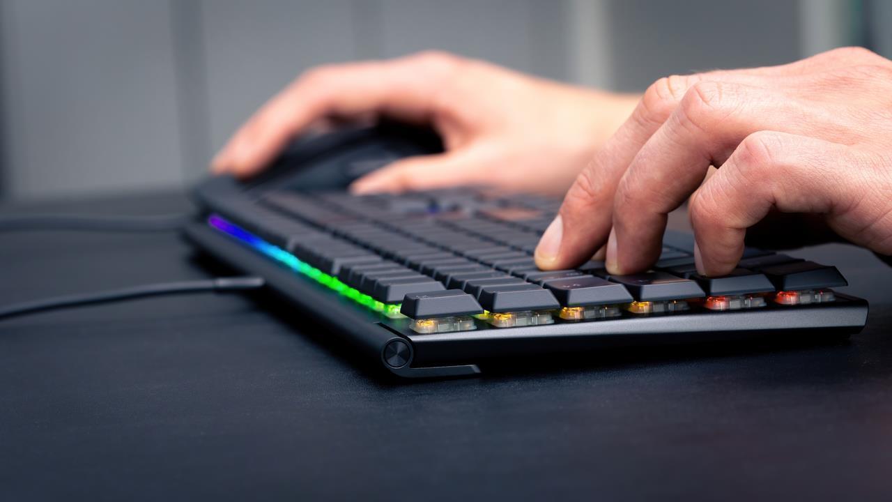 CHERRY MX 10.0N RGB - Tastatur - Hintergrundbeleuchtung - USB - USA - Tastenscha