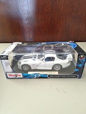 Maisto Dodge Viper GT2 1/18 (white) Die cast Special Edition