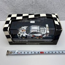 Minichamps Porsche 911 GT3 RS 2004 Le Mans 1:43