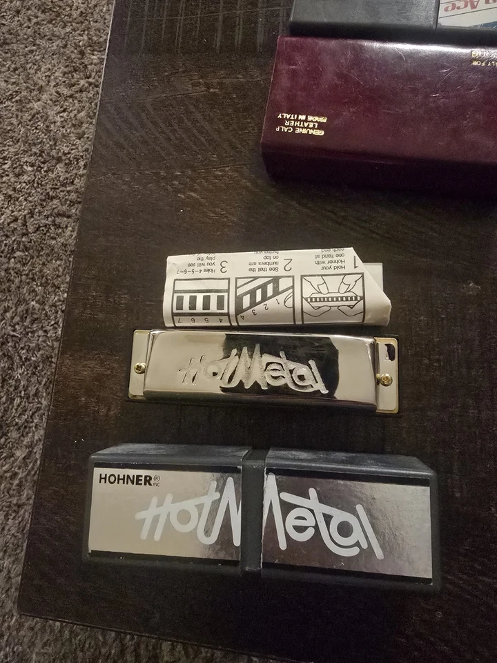 INCREÍBLE OFERTA DE 2 ARMÓNICAS 1) Hohner THE AMERICAN ACE & 2) Hohner HOTMETAL Armónica Foto 3 de 4
