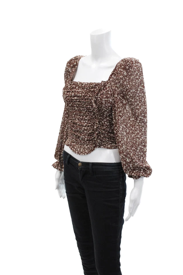 Blusa floral ajustada acanalada manga larga cuello cuadrado ASTR para mujer talla XS Foto 2 de 4