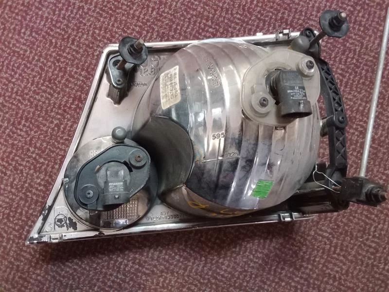 Faro derecho pasajero excluyendo Sport Trac compatible con 02-05 EXPLORER 245960 Foto 2 de 4