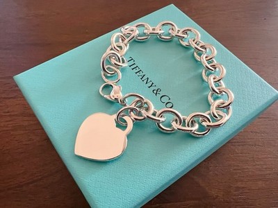 F*t様 Tiffany & Co. Heart Charm Bracelet Tiffany & Co. Tiffany Hearts Heart Tag Charm Bracelet AUTHENTIC | eBay
