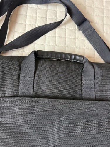 Ogio Unisex TECHNOLOGIO Black CrossBody Tech Technology Bag 13.5”x10.5” EUC - Picture 9 of 11