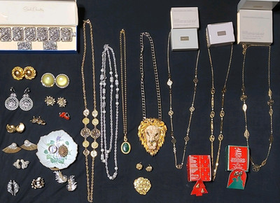 Avon Sarah Coventry Lucca Raza Vintage Mixed Jewelry Lot Necklaces Earrings More