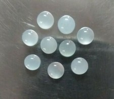 Lot de cabochon en pierre lâche en pierre ronde bleu laiteux naturel de 4 mm