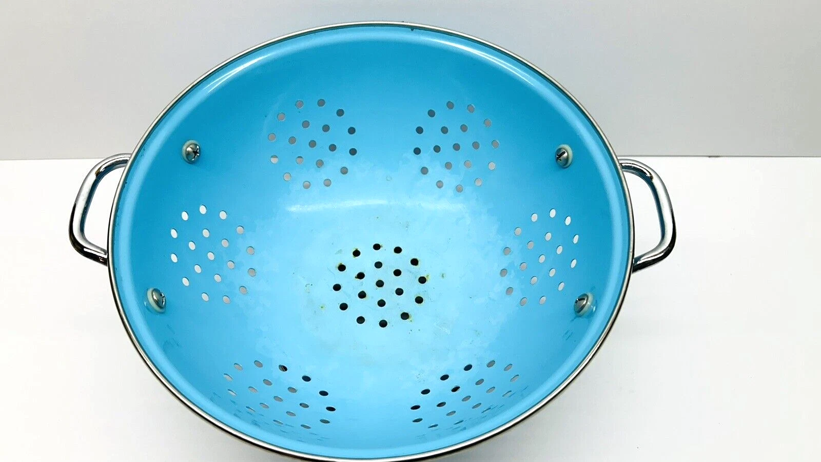 Light Blue Enameled Steel Footed Colander Strainer With Handles 9.5"