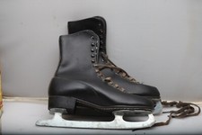 Vintage Black Leather Ice Skates Imperial in Great condition, size 11