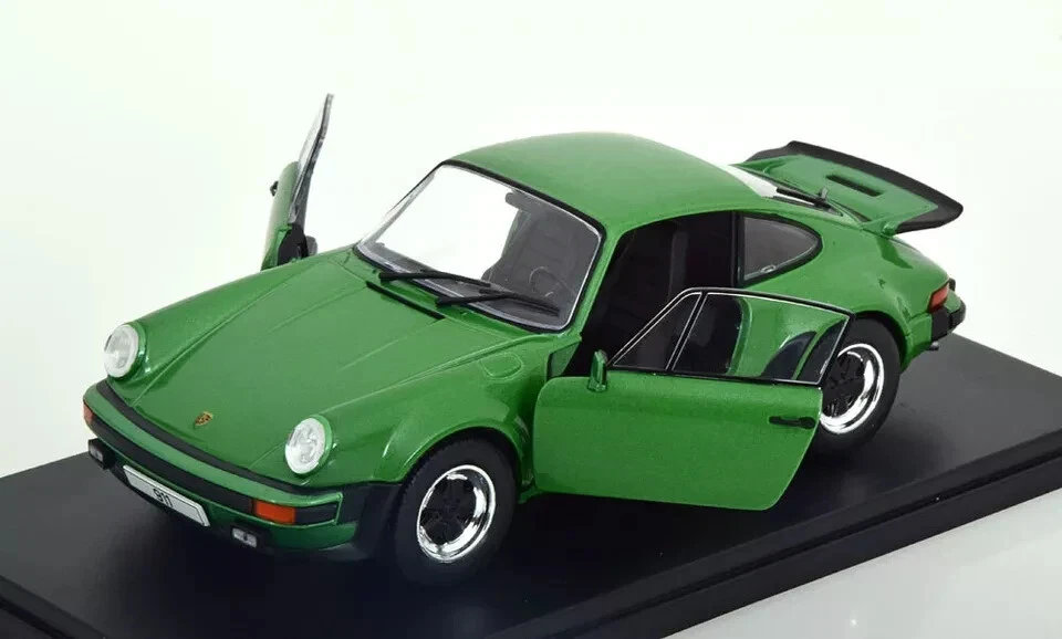 Porsche 911 (930) 1974 turbo 3,0 cupé 1/24 IXO caja blanca WB124188 Foto 2 de 4
