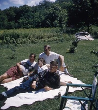 Vintage Stereo Realist Photo 3D Slide ADULTS on Blanket on Field Grass
