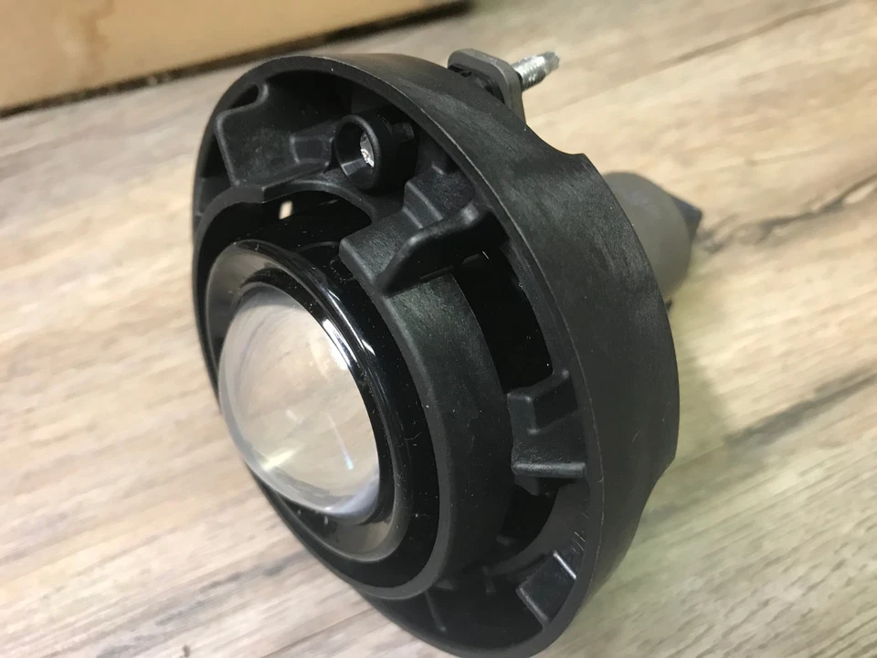 2006 2007 年 BUICK LACROSSE RAINIER NOS GM FOG 灯组件 15162675  — 第 2/2 张图片