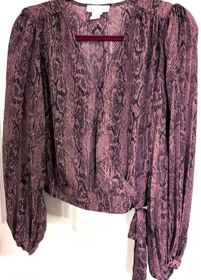 Blusa Top Cupcakes y Cachemira Púrpura Recortada Talla S Mangas Globo Pitón Foto 3 de 4