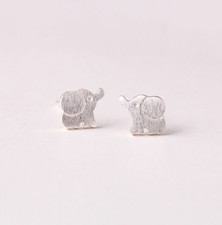 Orecchini Pendenti Elefante In Argento Tibetano – Fattti A Mano UK – Nuovi
